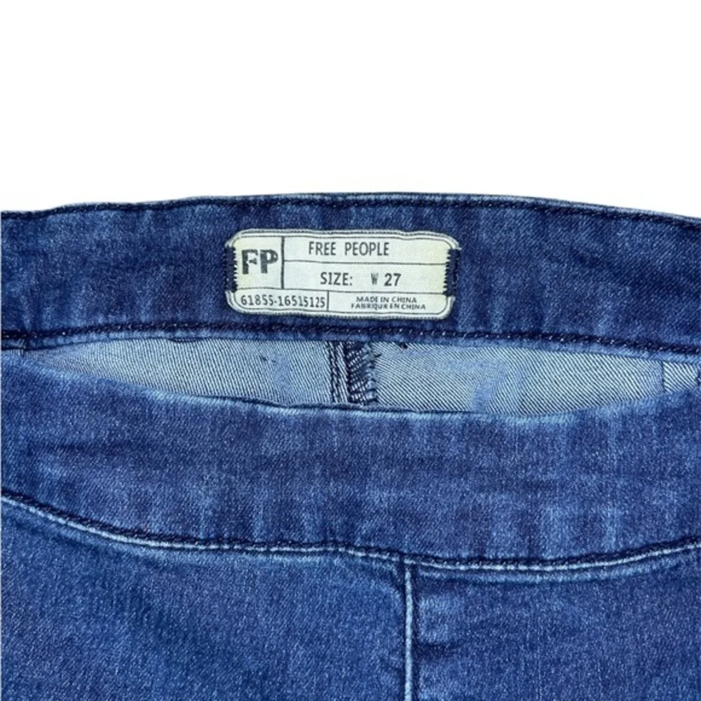 Free People Women’s 70’s Style Jeans With Slits At Bottom Size 27 61855-16515125